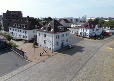 Luftaufnahme Fischkai 31 vor den Sanierungsarbeiten.